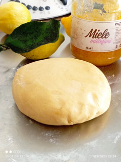 Foto di Pasta frolla al miele 🍯