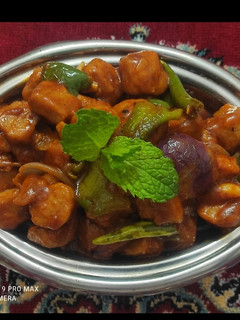 सोया चिल्ली (soya chilli recipe in Hindi) रेसिपी मुख्य फोटो