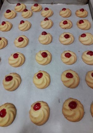 عکسی از دستور بیسکوییت کلوچه ای