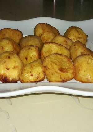 A picture of Spicy roast potatoes.