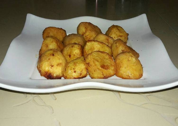 Spicy roast potatoes