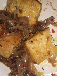 Awara da souce ainihin hoton girkin