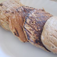 A picture of Banana Oat Pancakes.