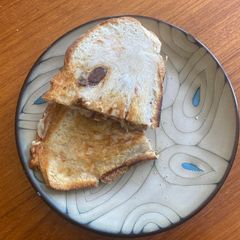 A picture of Leftover sandwich.