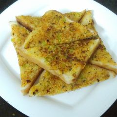 A picture of Cheesy veggie open sandwich toast.