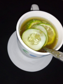 Shayi me cucumber ainihin hoton girkin