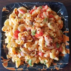 A picture of Macroni salad.