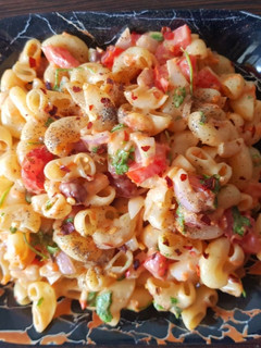 A picture of Macroni salad.