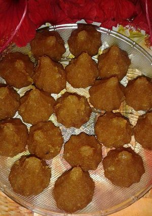 A picture of Suji ke Modak.