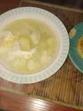 Caldo de papa con huevo