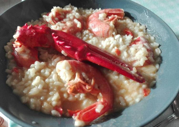 Arroz con bogavante y gambones