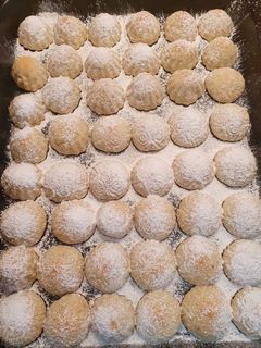 صورة لوصفة معمول بالفستق و الجوز