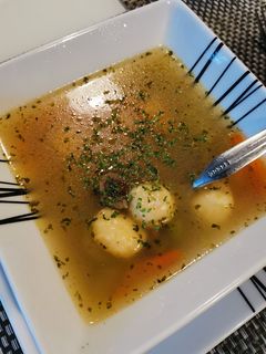 Sajt gombóc leves gluténmentesen recept fotója