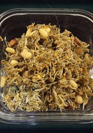 Hình của món Cá cơm rang mặn ngọt kiểu Hàn Quốc (멸치볶음).