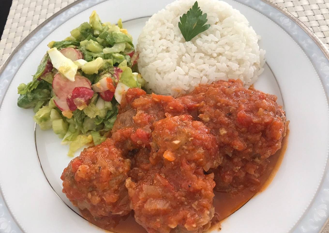 Albóndigas con salsa