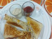 A picture of ranch sauce