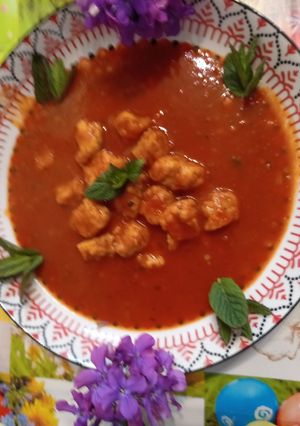 Krumpligombócos falusi paradicsomleves recept fotója