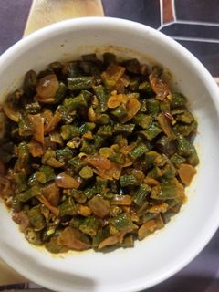 बींस और प्याज़ की सब्जी (Beans aur pyaz ki sabzi recipe in Hindi) रेसिपी मुख्य फोटो