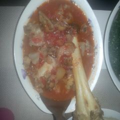 A picture of Cow foot stew.