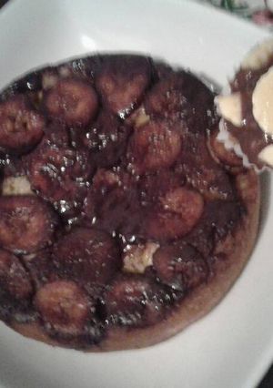 Una foto de Torta de guineo y chocolate