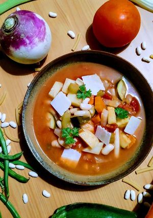 A picture of Minestrone Soup.