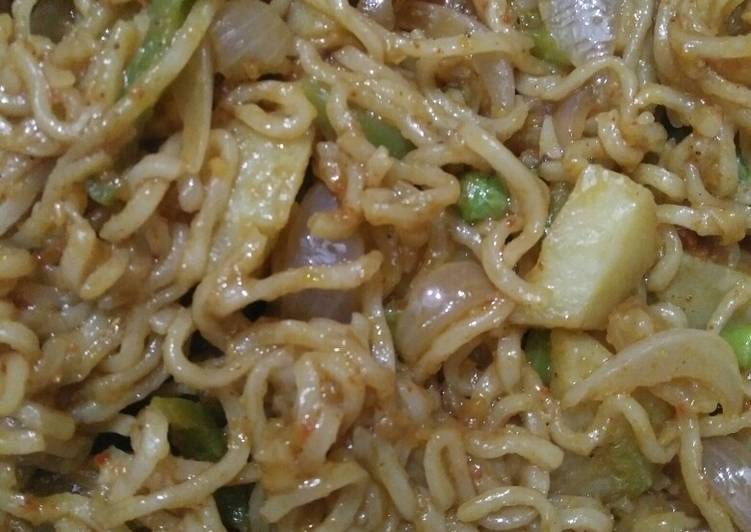 Fried masala maggi