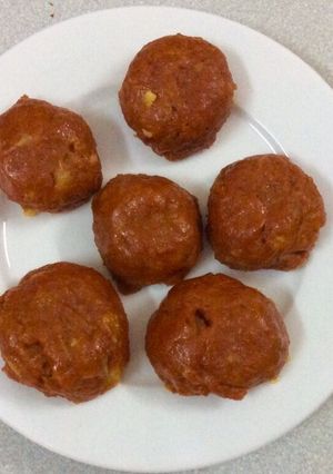 Hình của món Bánh Khoai Cau và Gấc Sơn Tây.