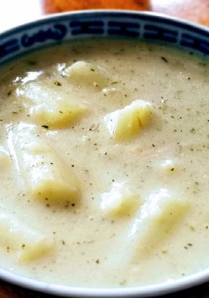 A picture of شوربة هليون.