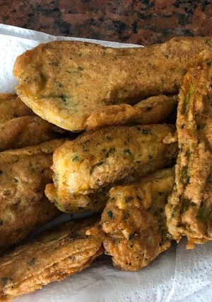 Una foto de Milanesas de flor de zapallo