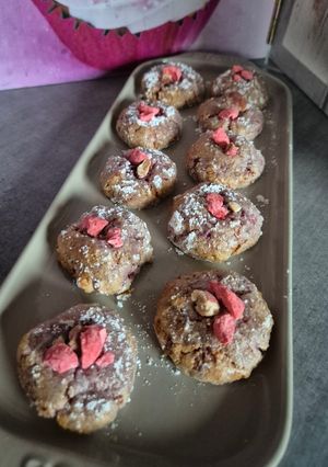 Une photo de Amaretti aux framboises