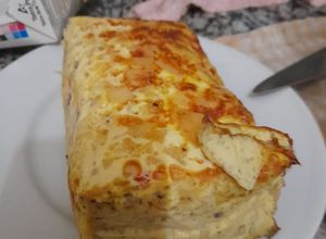 Una foto de Tortilla de papa en caja tetra
