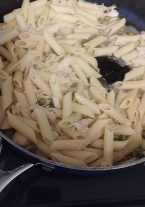 A picture of Tuna Noodle Skillet DF GF #february2027.