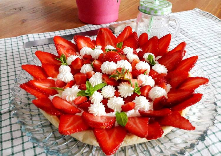 Recetta di Ultimate Crostata Fragole, mascarpone e cioccolato bianco