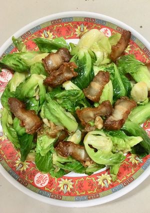 รูปของ “ผัดแขนงหมูกรอบ”เฮงเฮงเฮง