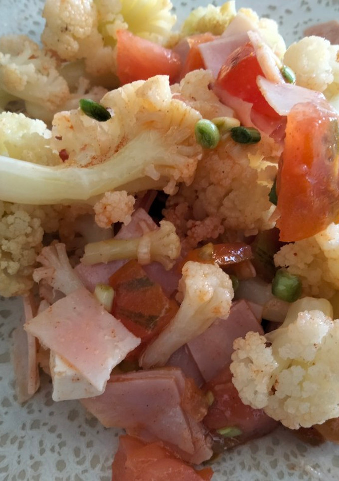 Una foto de Ensalada de coliflor