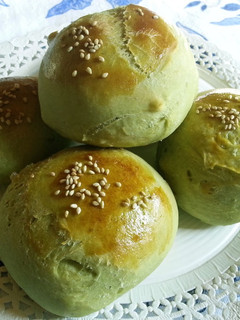 A picture of Homemade Green Tea Buns.