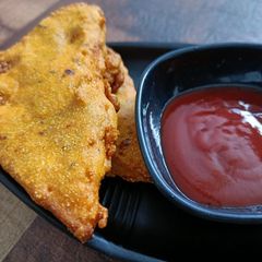 A picture of Bread Pakoda.