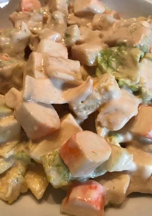 Foto principal de Ensalada tropical con salsa rosa