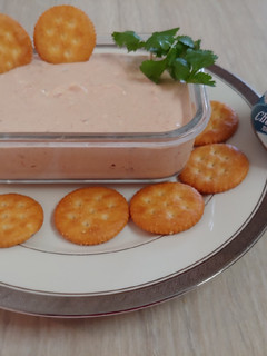 Una foto de Dip de atún