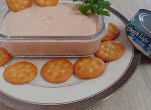 Una foto de Dip de atún