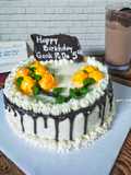 868. Set Menu Ultah : Base cake Brownies Kopi,Butter Cream Kokoh dan Lembut, dan Oreo Frappuccino
