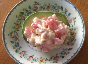 Una foto de Aguacates rellenos de surimi -2