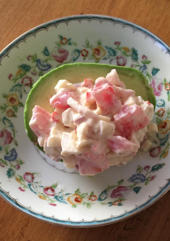 Una foto de Aguacates rellenos de surimi -2