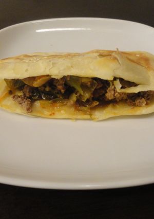 酸菜牛肉燒餅 的食譜成品照片