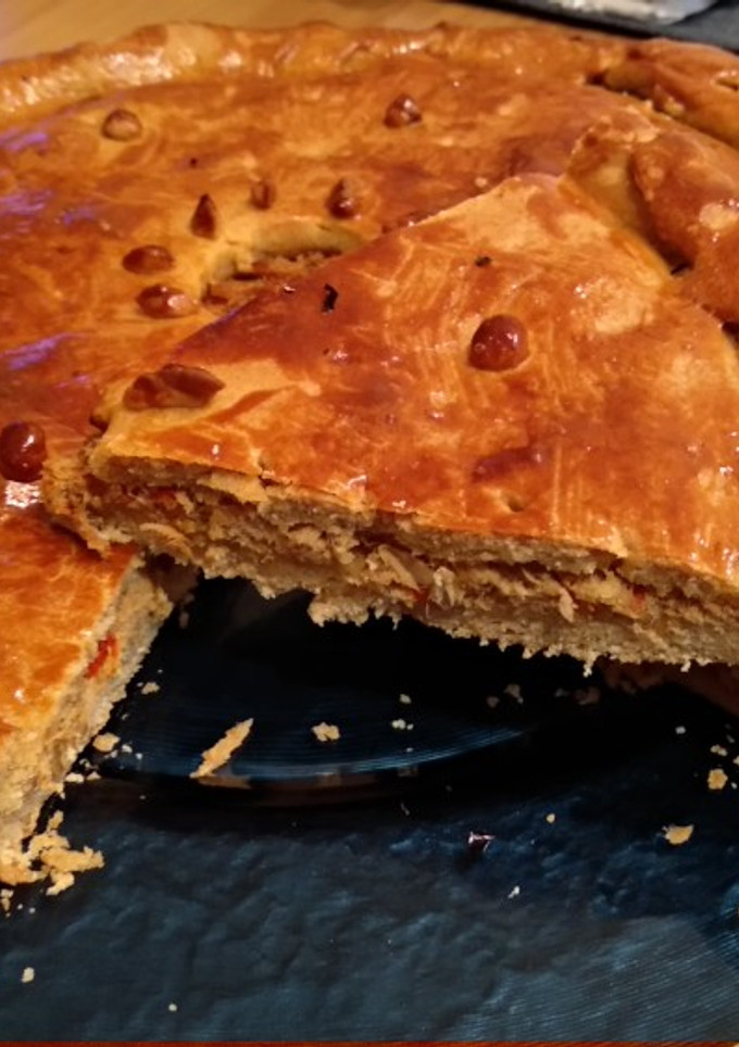 Una foto de Empanada gallega de atún