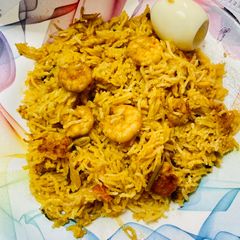 A picture of Prawn biriyani/shrimp biriyani.