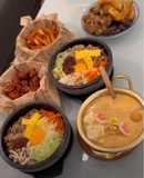 今晚歐爸來用餐：韓式拌飯/韓國炸雞(年糕)/泡菜牛奶鍋