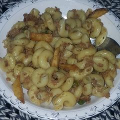 A picture of Jatpat qeema macrooni.
