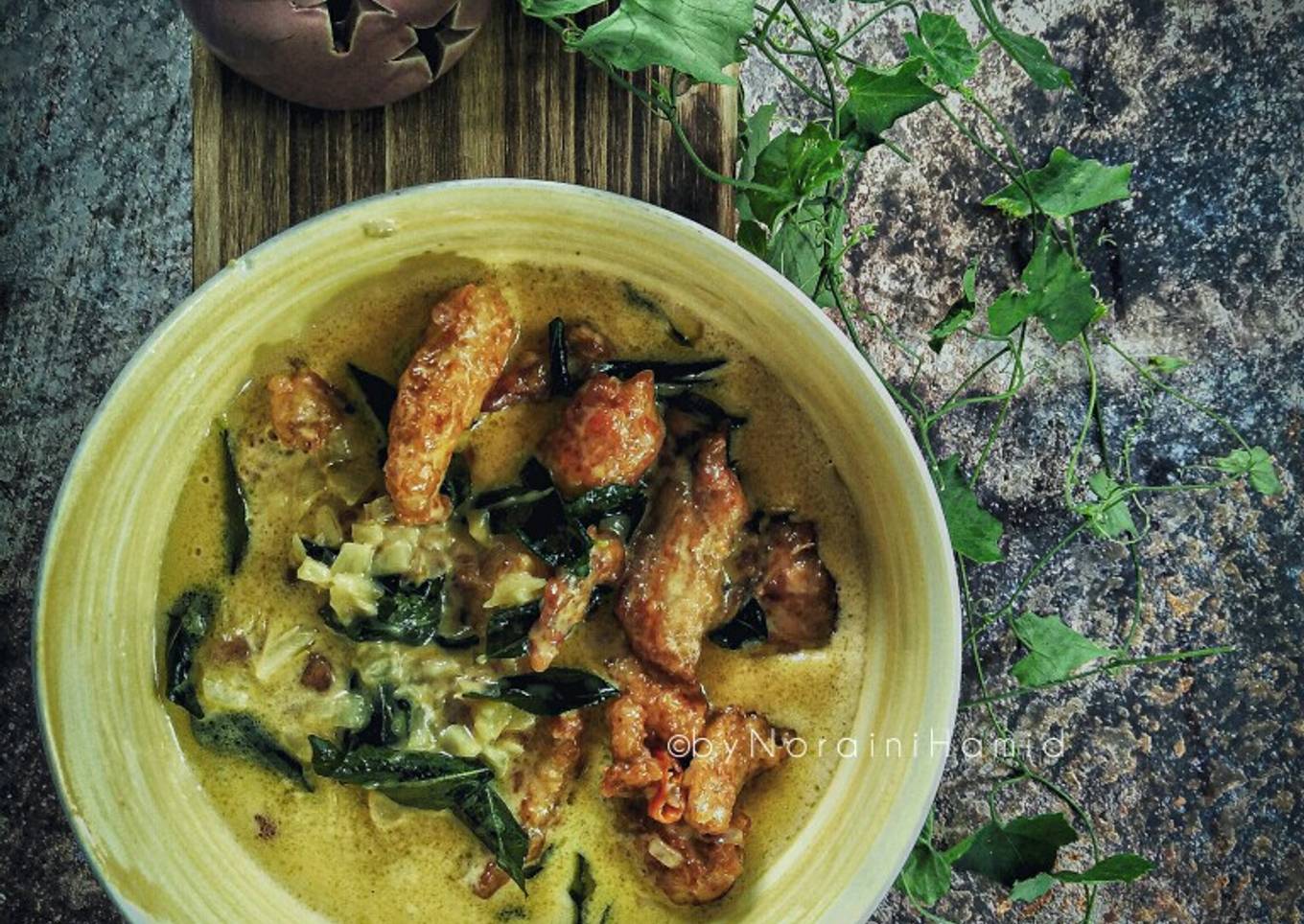 Bagaimana Menyiapkan Planta Milk Chicken, Lezat Sekali