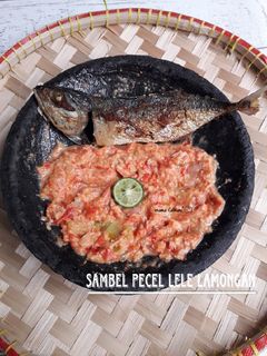 Foto resep Sambal pecel lele lamongan
